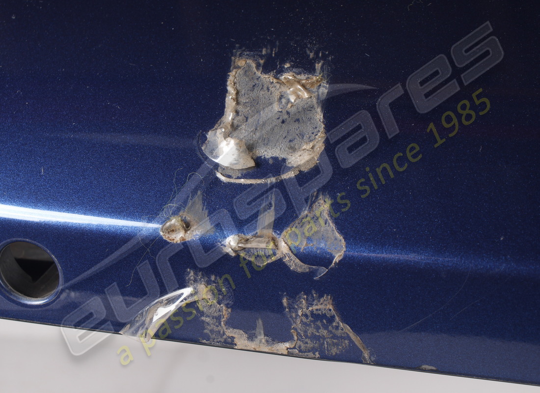 PARACHOQUES DELANTERO FERRARI USADO. NÚMERO DE PARTE 89047110 (12) parachoques delantero ferrari usado. número de parte 89047110 (12)