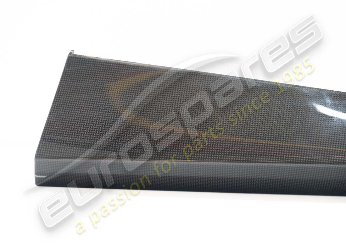 moldura de puerta trasera izquierda de carbono usada ferrari. número de pieza 901740 (2)