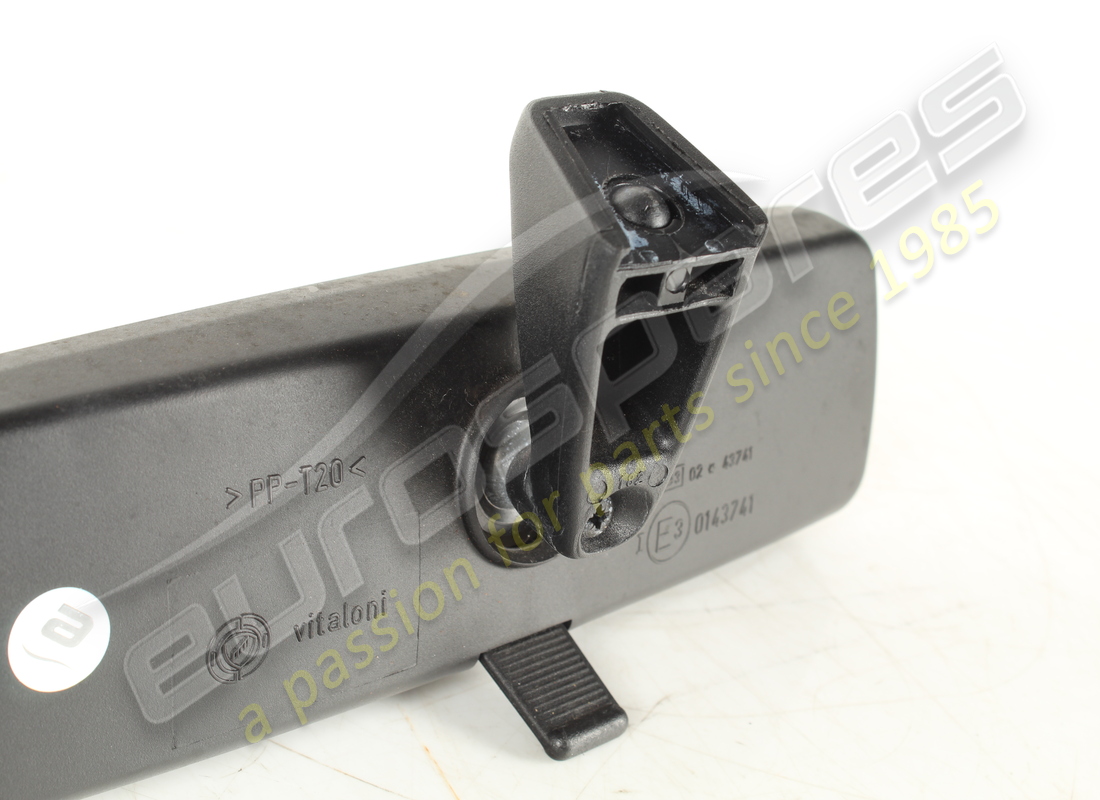 USADO MASERATI MASERATI PARTE 388100129. NÚMERO DE PARTE 388100129 (3) usado maserati maserati parte 388100129. número de parte 388100129 (3)