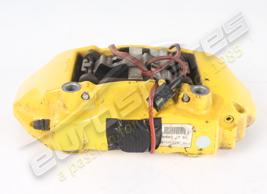 pinza trasera izquierda ferrari usada con pastillas. número de parte 336052 (3)