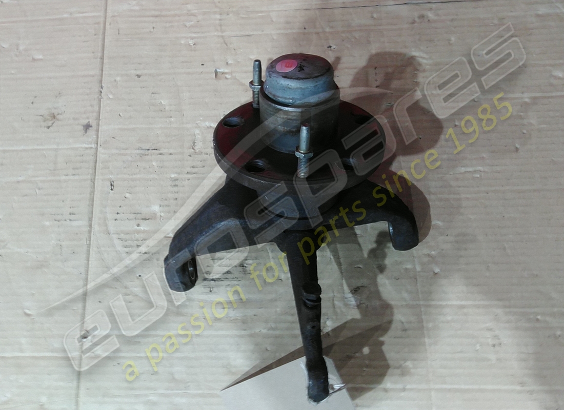 MUÑÓN DE EJE Y BUJE Eurospares USADOS COMPLETOS. NÚMERO DE PARTE EAP1384303 (1)