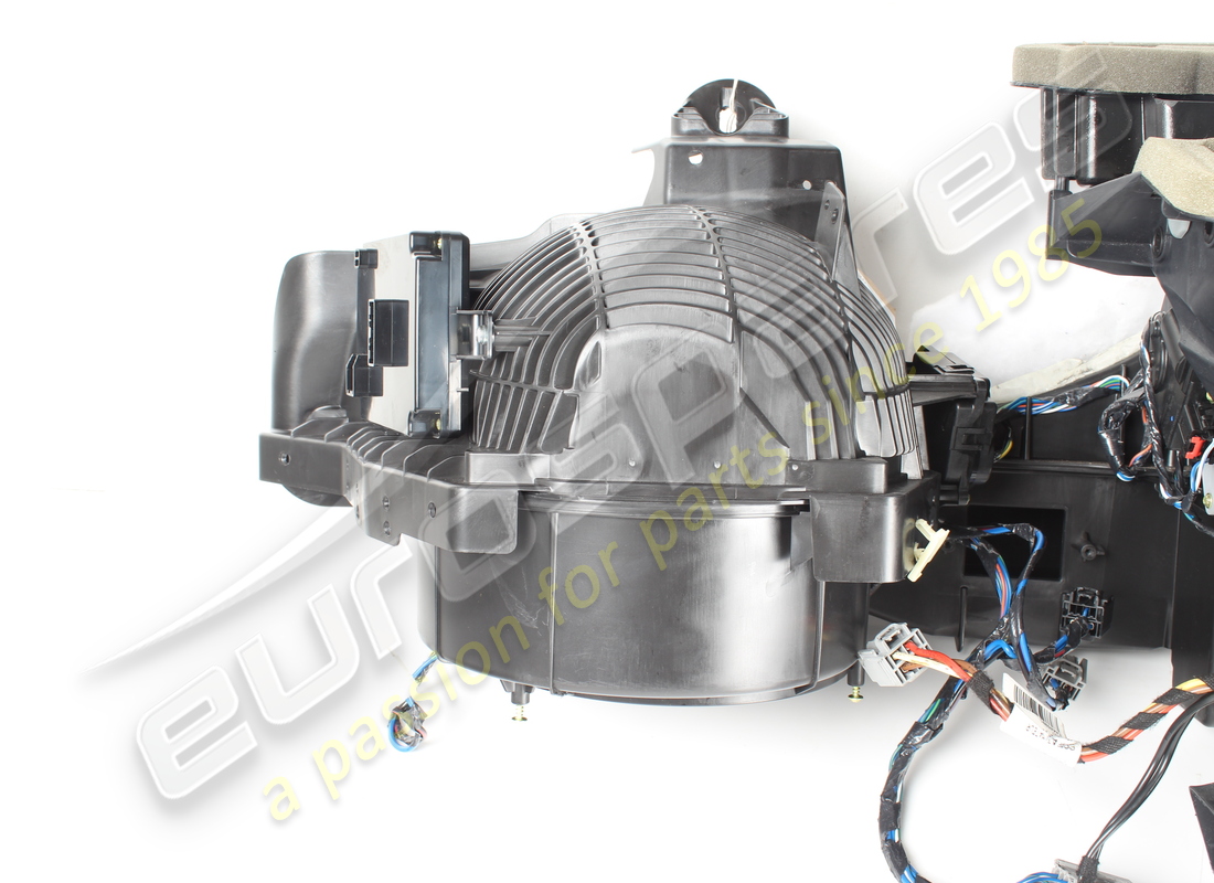 used maserati complete air condition assembly. part number 670009120 (2)