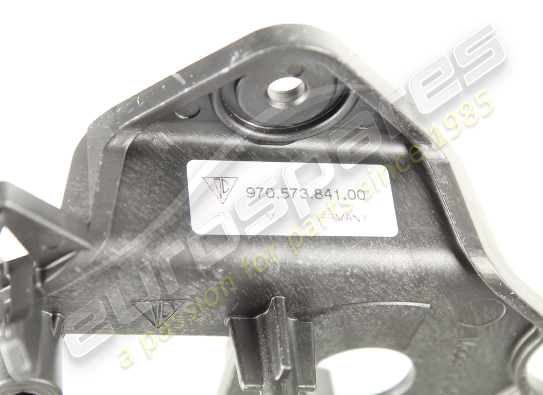 new porsche retaining plate. part number 97057384100 (3)
