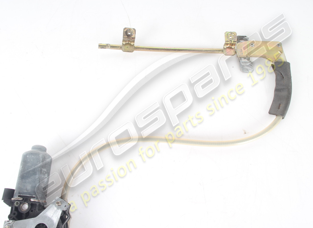 elevalunas derecho usado maserati. número de pieza 377705072 (2)