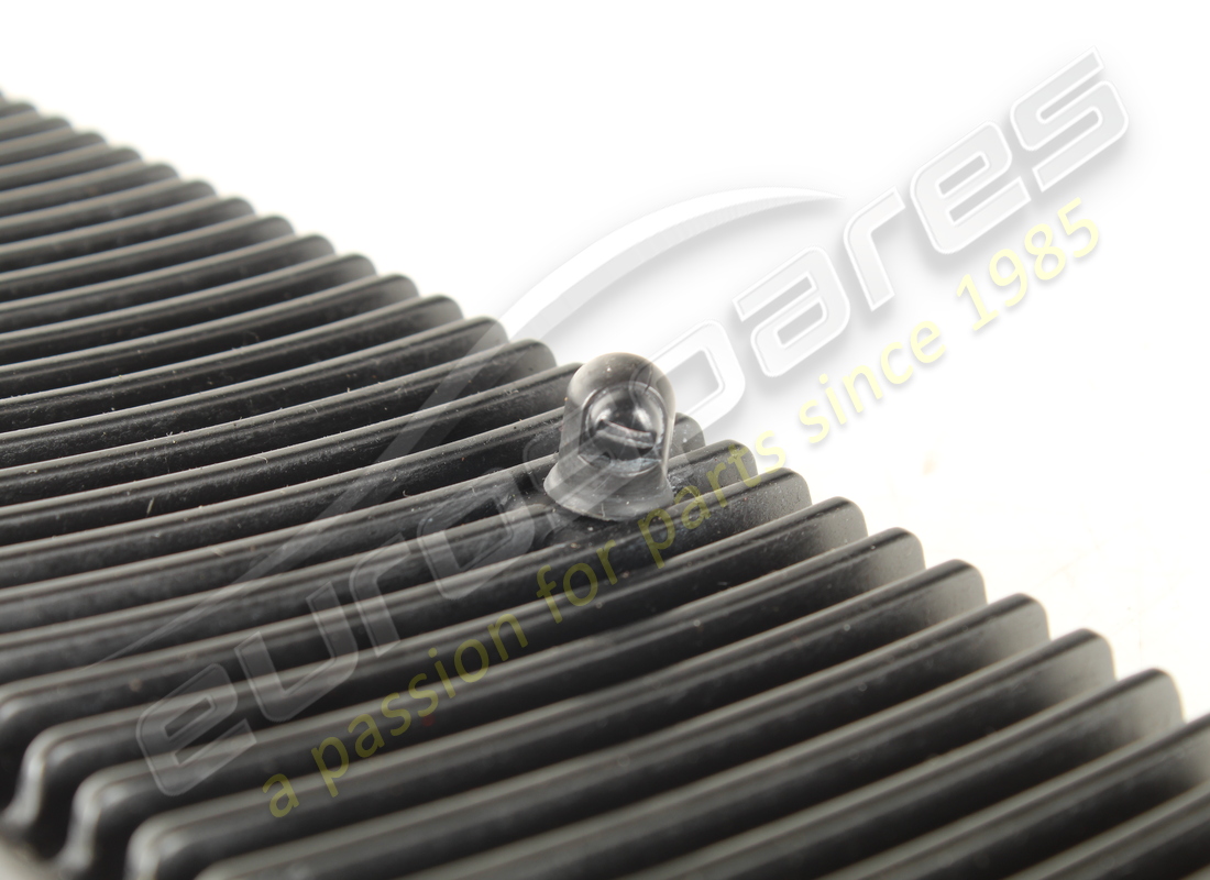 USADO FERRARI REJILLA DERECHA RHD NÚMERO DE PIEZA 60587700 (3) usado ferrari rejilla derecha rhd número de pieza 60587700 (3)