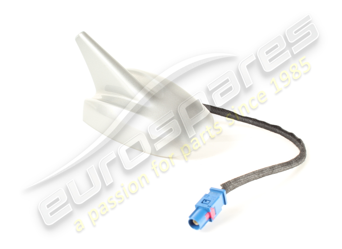CUBIERTA DE ANTENA DE RADIO IMPRIMADA Maserati USADA ( . NÚMERO DE PIEZA 673000028 (1)
