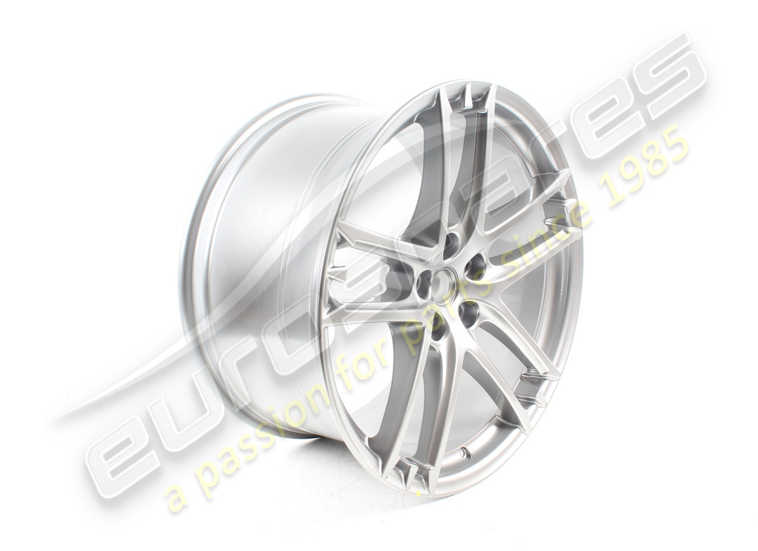 nueva rueda trasera maserati. número de parte 83078508 (2)