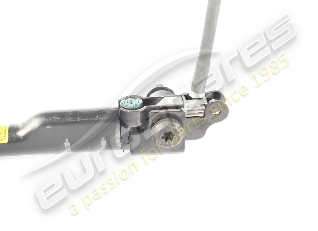 pretensor izquierdo maserati usado. número de pieza 675002169 (4)