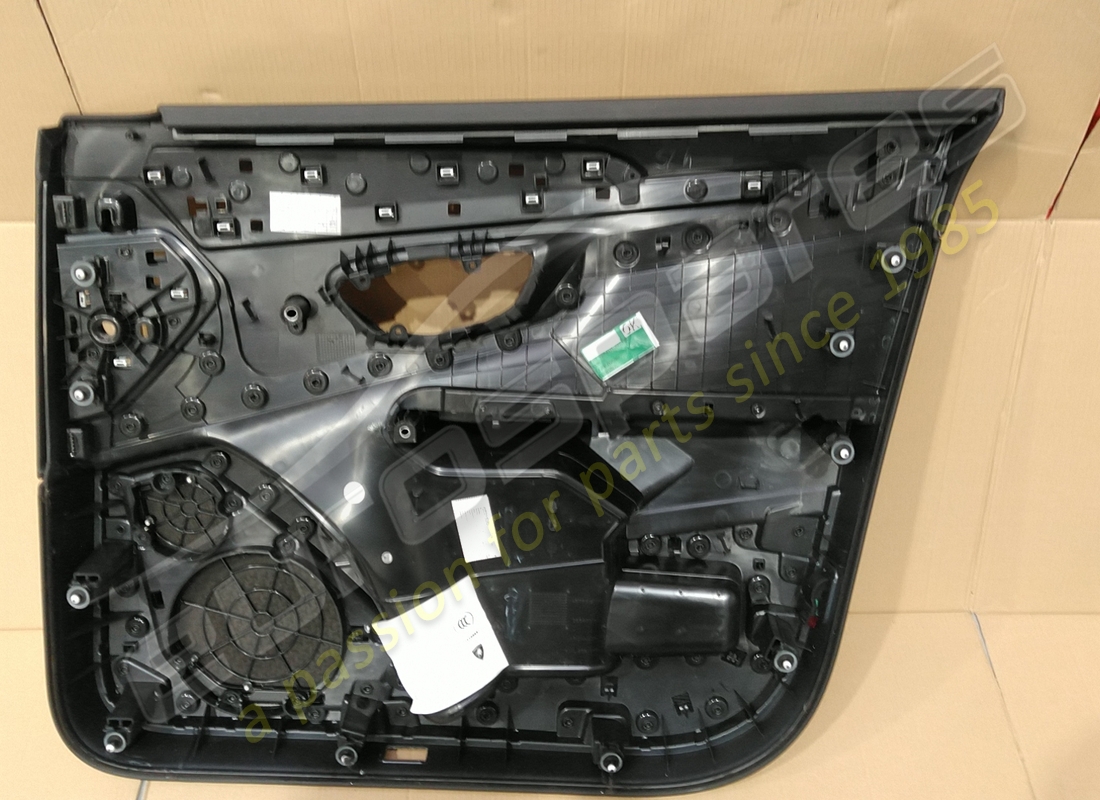 PANEL DE PUERTA, REPOSABRAZOS Y PARRILLA DEL ALTAVOZ EUROSPARES USADOS. NÚMERO DE PIEZA EAP1384178 (3) panel de puerta, reposabrazos y parrilla del altavoz eurospares usados. número de pieza eap1384178 (3)