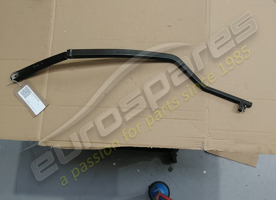 USADO Lamborghini BRAZO DEL LIMPIAPARABRISAS LADO DEL PASAJERO LHD . NÚMERO DE PARTE 401955408 (1)