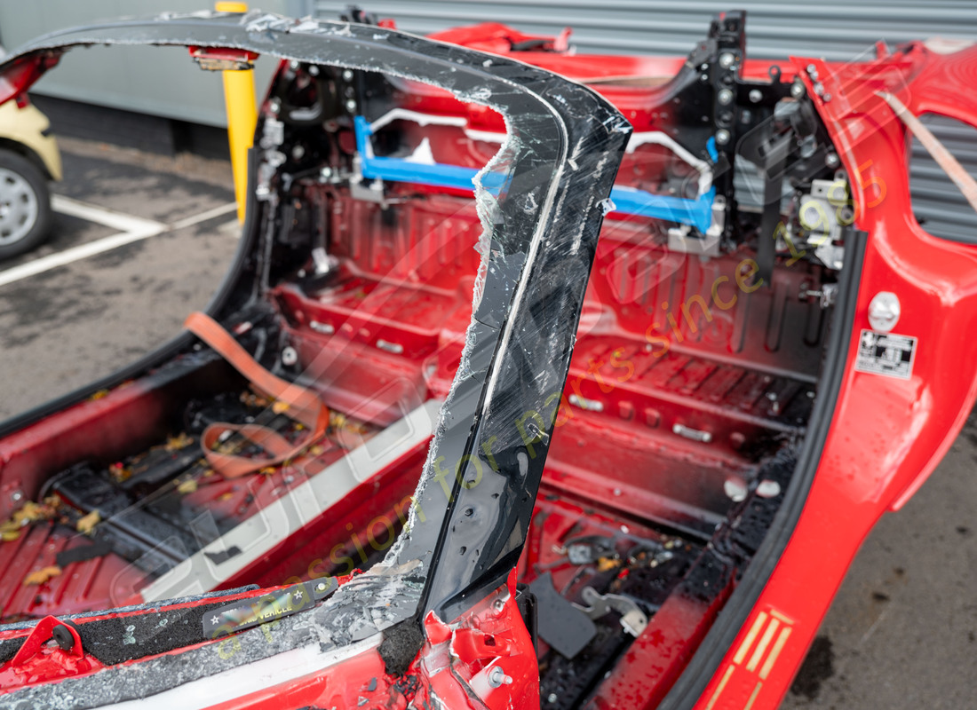 módulo frontal usado ferrari. número de pieza 985916667 (11)
