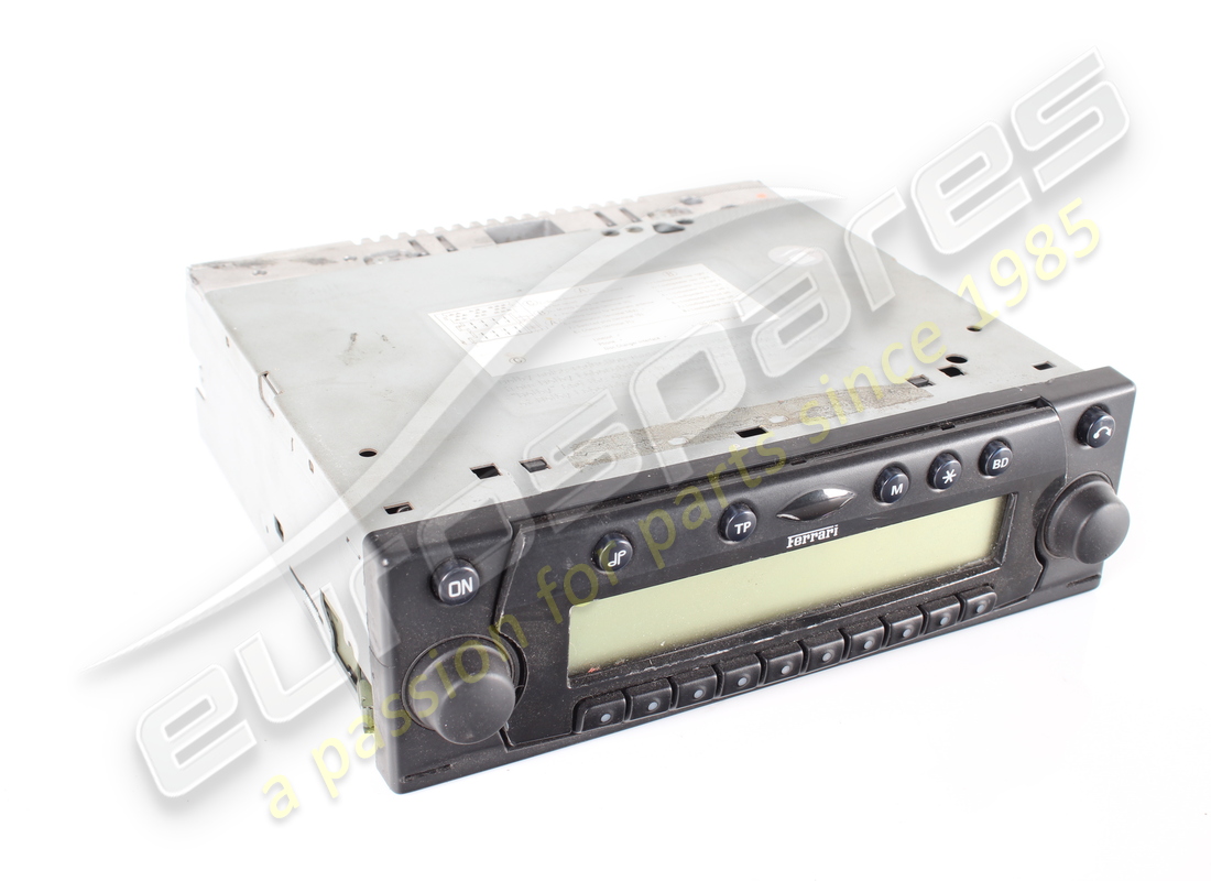RADIO/CASSETTE ESTÉREO USADO Ferrari. NÚMERO DE PIEZA 168855 (1)