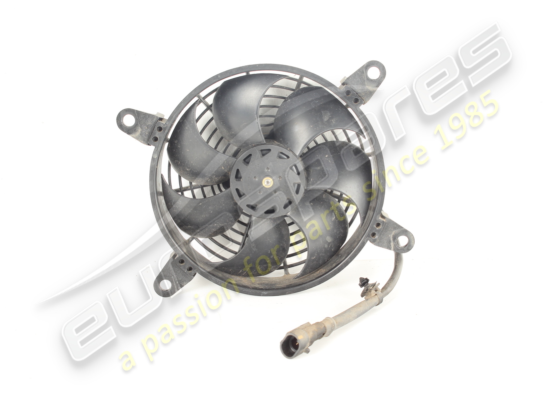 VENTILADOR ELÉCTRICO COMPLETO USADO Ferrari. NÚMERO DE PIEZA 277070 (1)