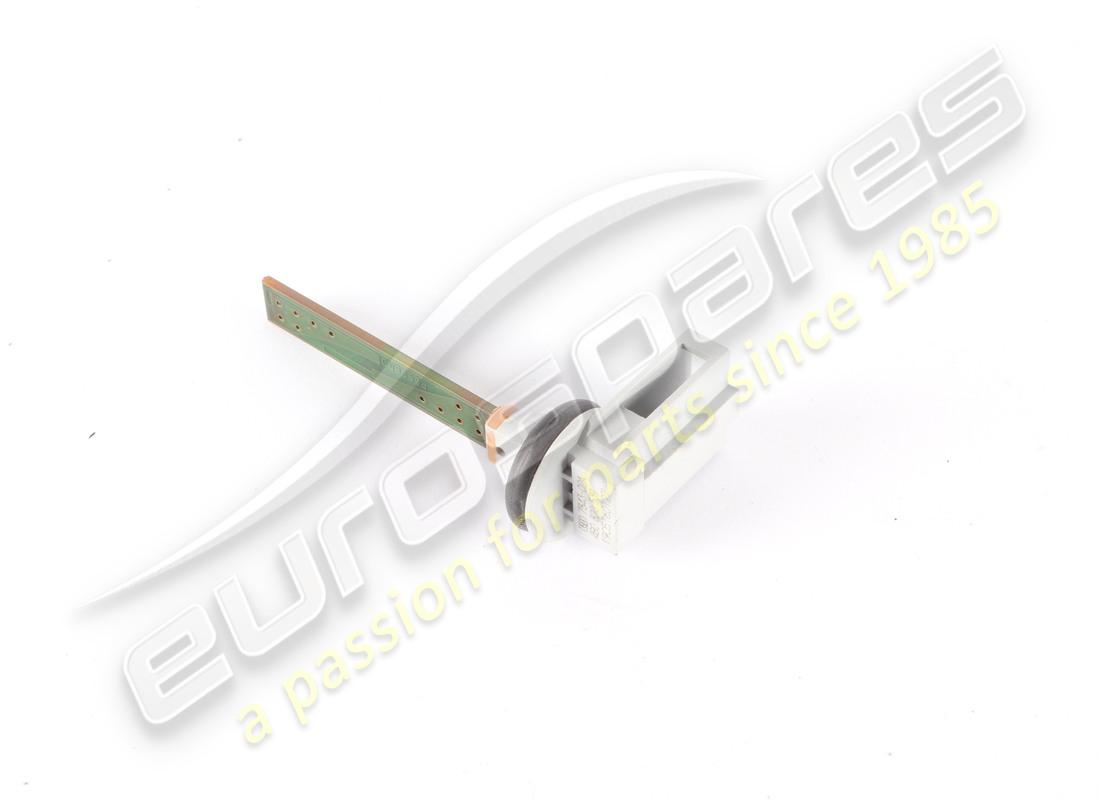 SENSOR DE TEMPERATURA Lamborghini USADO. NÚMERO DE PIEZA 4B0820539 (1)