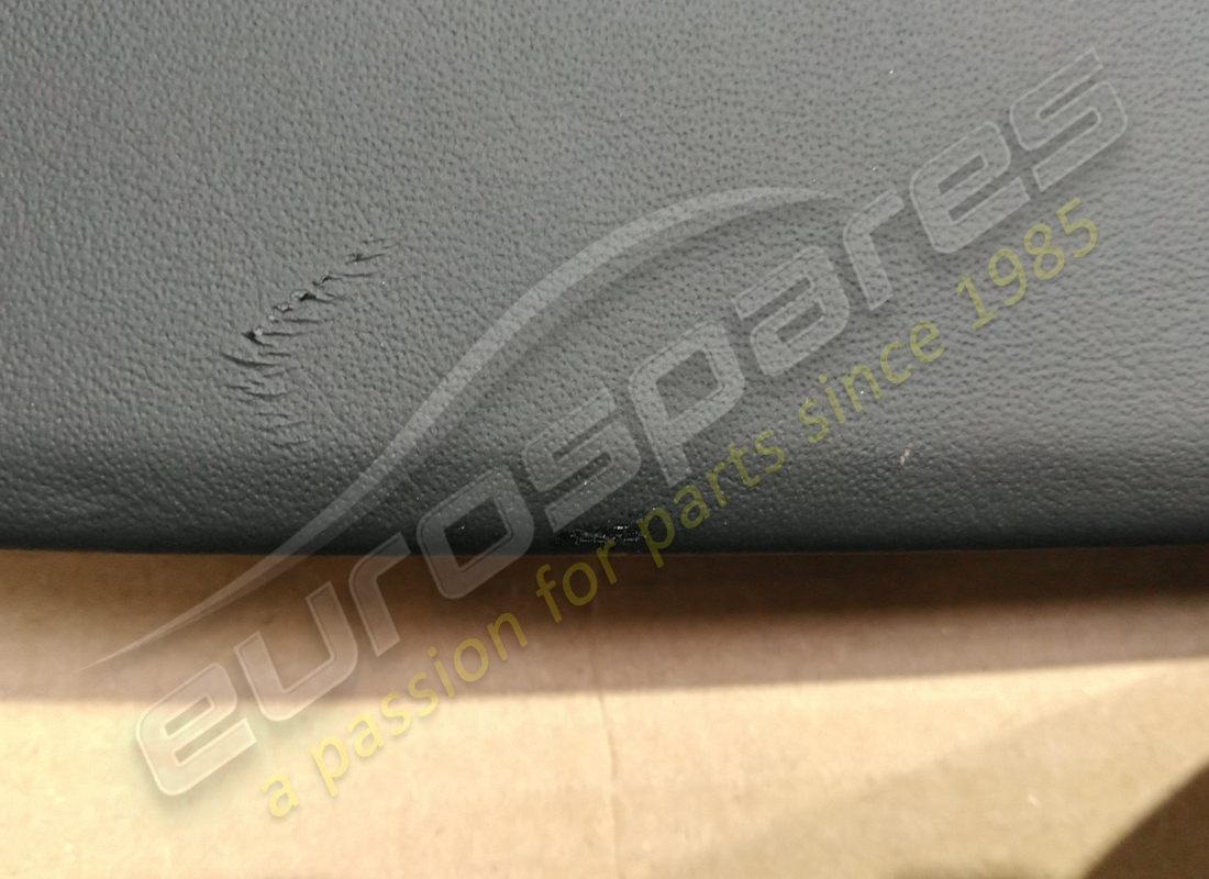panel de embellecedor lateral lamborghini usado. número de pieza 4ml863303gqg8 (3)
