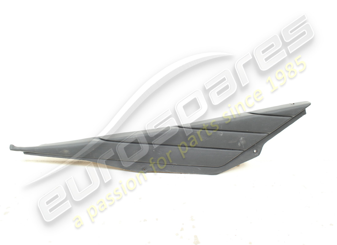 EMBELLECEDOR Ferrari USADO DEL PANEL SUPERIOR DE LA PUERTA DERECHA. NÚMERO DE PIEZA 621539.. (1)