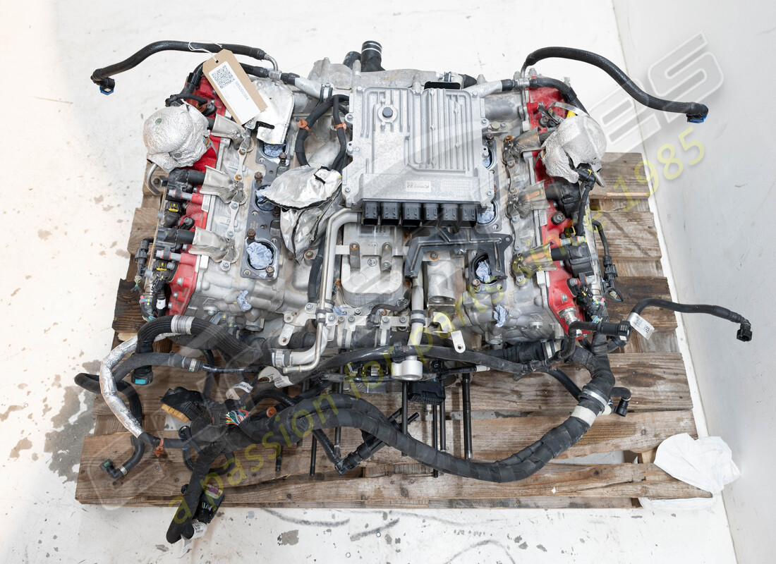 motor ferrari 296 usado. número de parte 985000364 (4)
