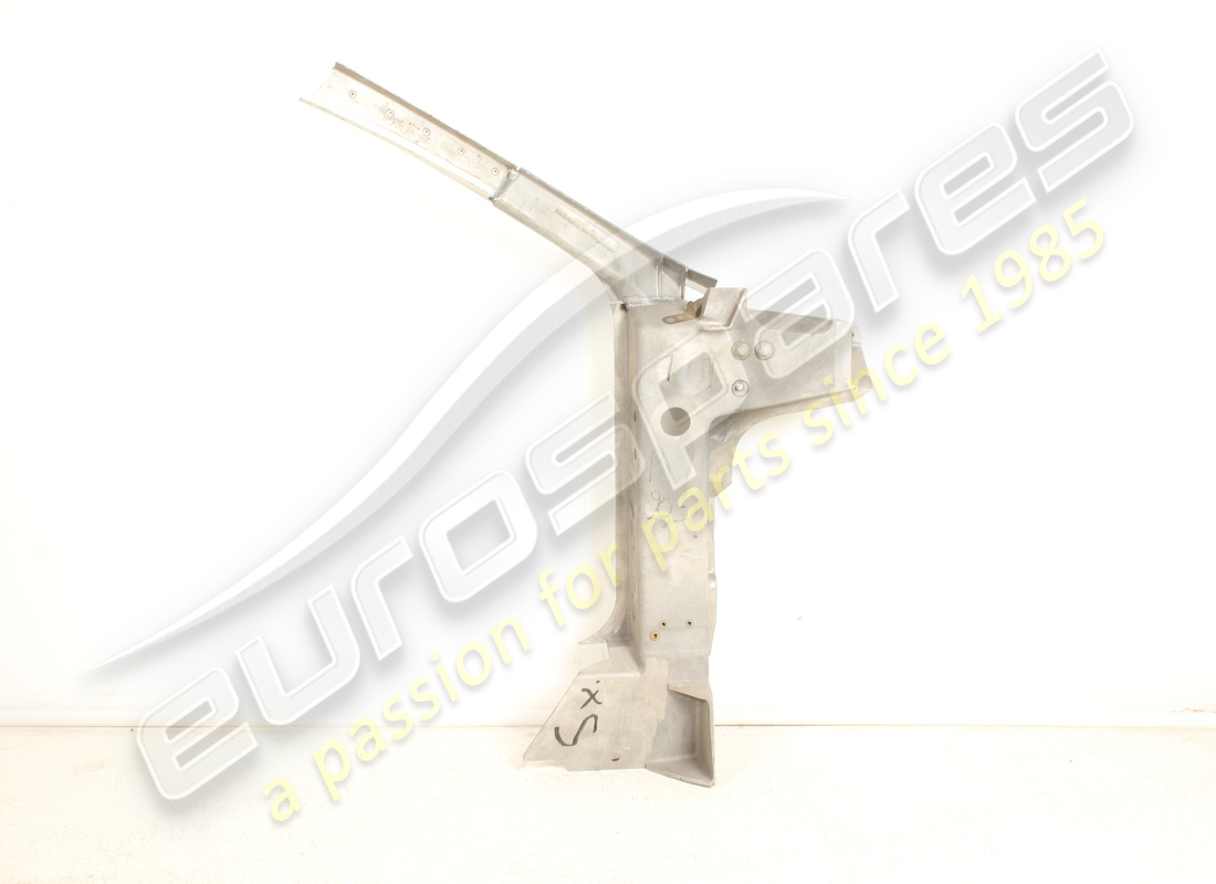 nuevo pilar de puerta izquierda ferrari. número de pieza 65941700 (2)
