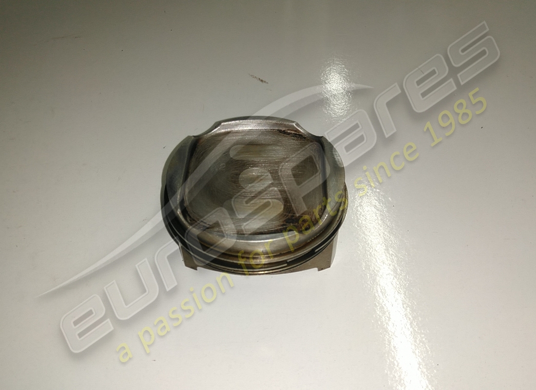 usado ferrari pistón con anillo número de pieza 180805