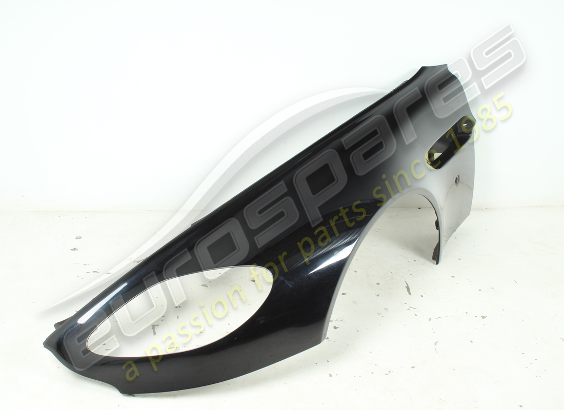 CONJUNTO DE PANEL Aston Martin USADO, GUARDABARROS DELANTERO, IZQUIERDO. NÚMERO DE PARTE 6G3316006AL (1)