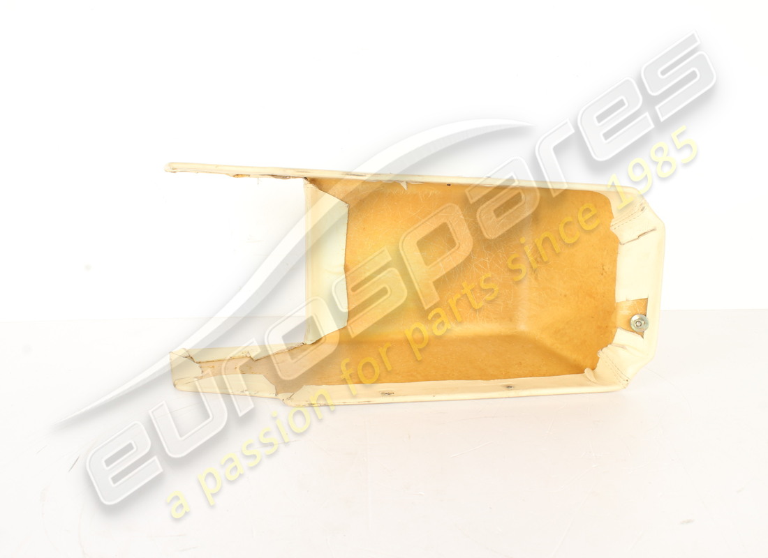 moldura de tapa de bomba superior hidráulica cubierta ferrari usada. número de pieza 644181.. (3)