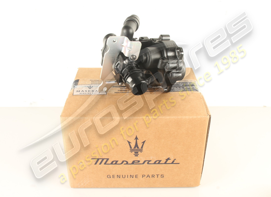 nueva válvula termostática maserati. número de pieza 675001144 (1)