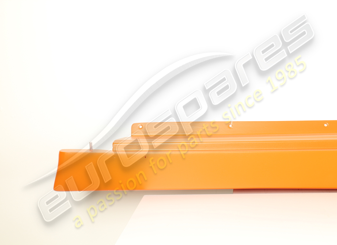 NUEVA CUBIERTA DE PUERTA INFERIOR IZQUIERDA EUROSPARES. NÚMERO DE PIEZA 67361110 (2) nueva cubierta de puerta inferior izquierda eurospares. número de pieza 67361110 (2)