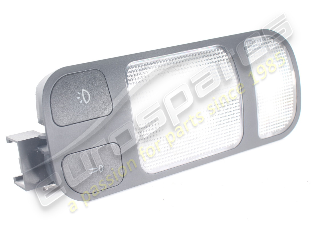 USADO MaseratiLUZ INTERNA RHD. NÚMERO DE PARTE 60599040 (1)