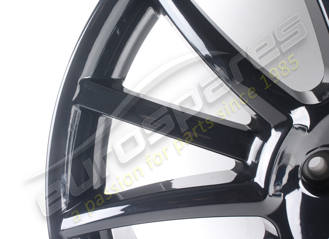 JUEGO DE RUEDAS MASERATI 20 REACONDICIONADO. NÚMERO DE PARTE 980156308A (4) juego de ruedas maserati 20 reacondicionado. número de parte 980156308a (4)