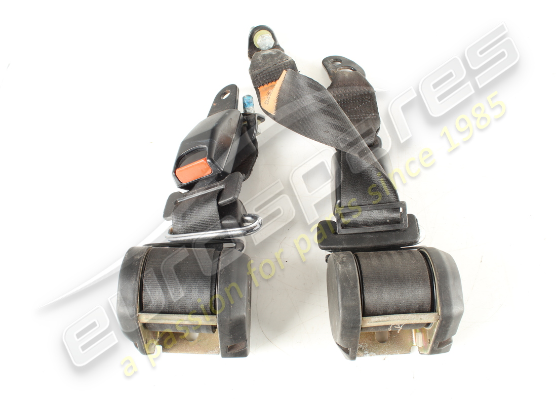 JUEGO DE CINTURONES DE SEGURIDAD TRASERO USADO FERRARI. NÚMERO DE PIEZA 60713500 (2) juego de cinturones de seguridad trasero usado ferrari. número de pieza 60713500 (2)