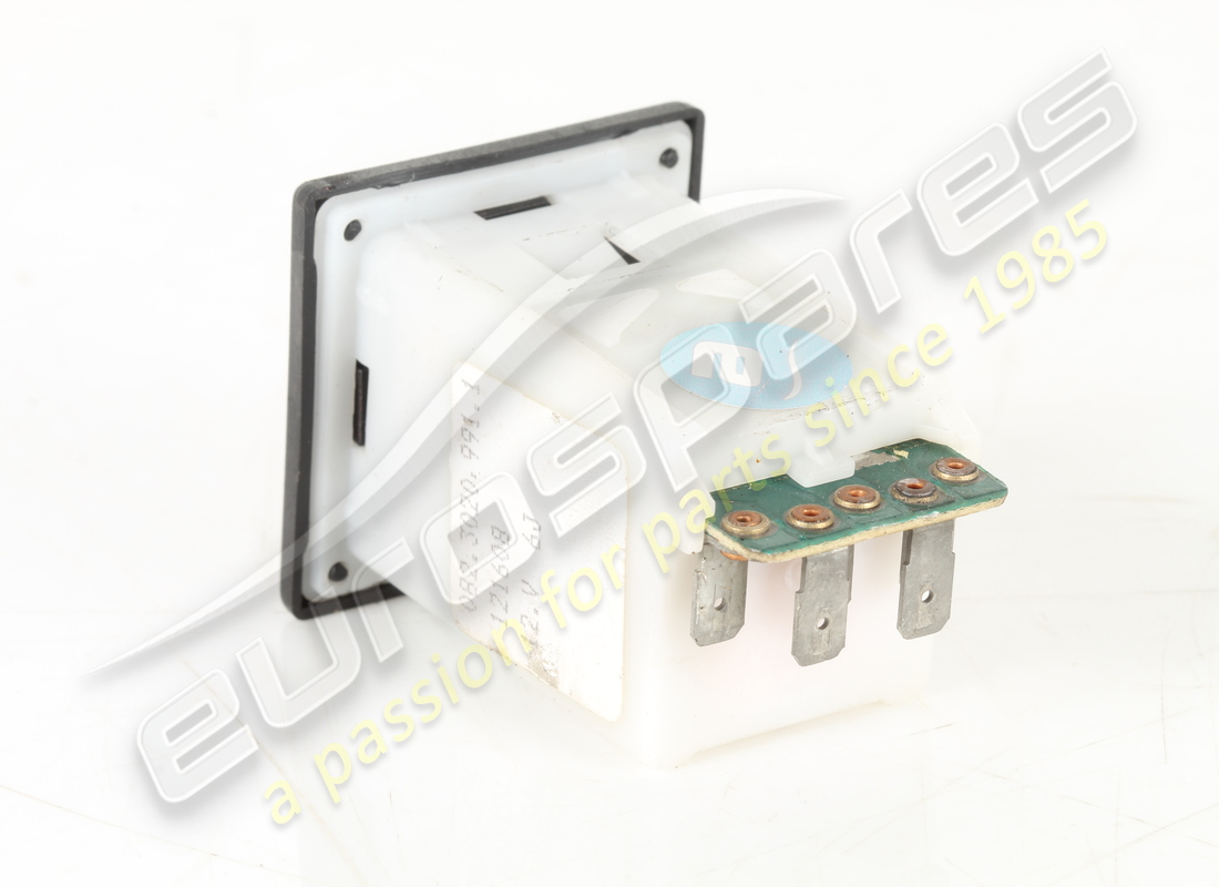 INTERRUPTOR DE VENTANA TRASERA CALEFACTADA FERRARI USADO. NÚMERO DE PARTE 121608 (3) interruptor de ventana trasera calefactada ferrari usado. número de parte 121608 (3)