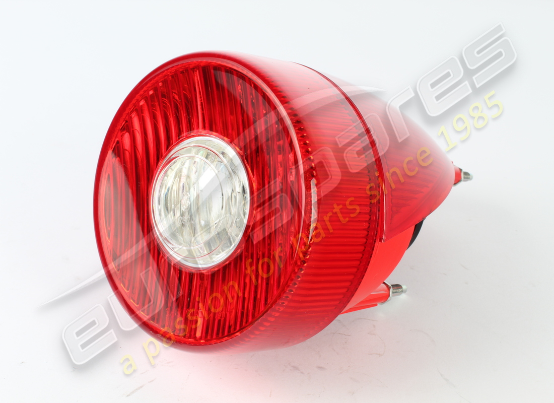 nueva (otra) ferrari luz trasera exterior izquierda. número de pieza 193181 (3)