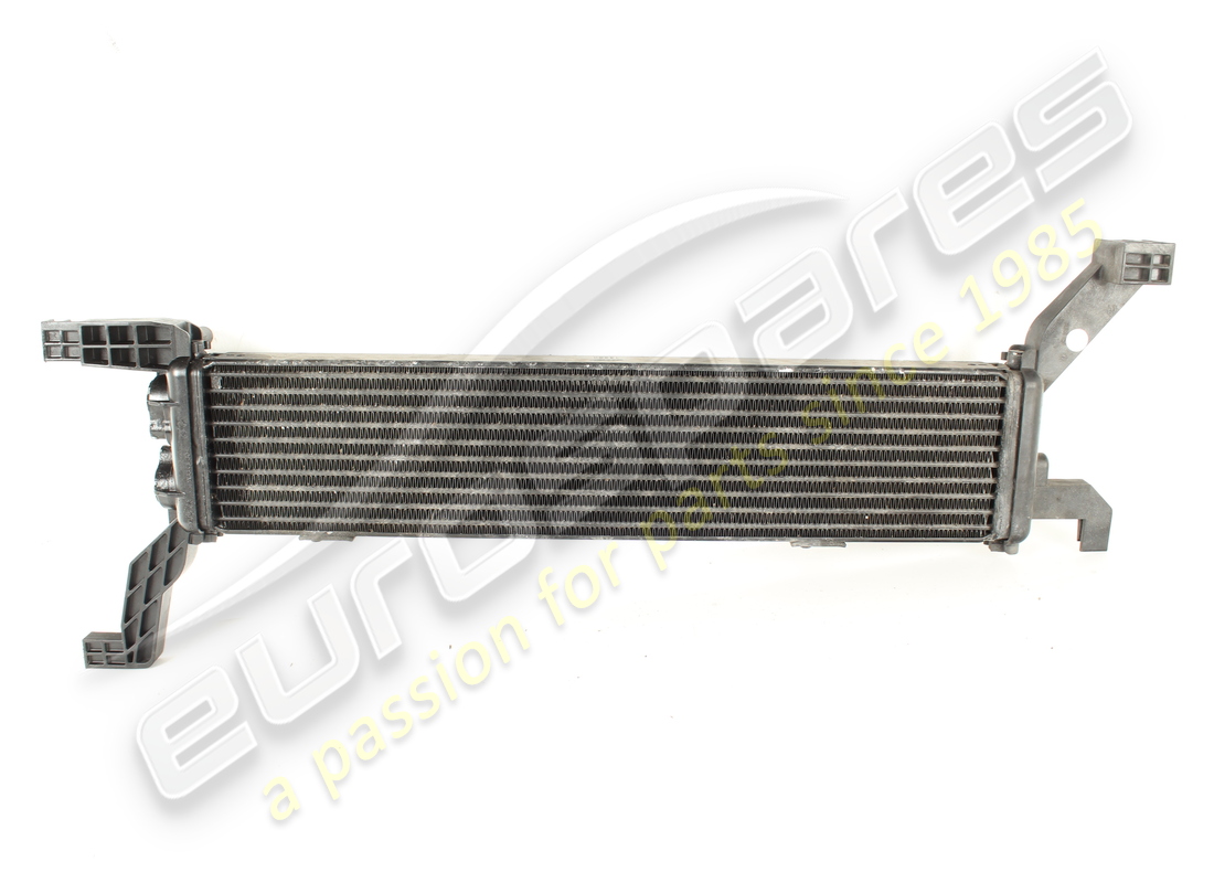 RADIADOR DE ACEITE DE CAJA DE CAMBIOS (DS) USADO Maserati. NÚMERO DE PIEZA 670009824 (1)