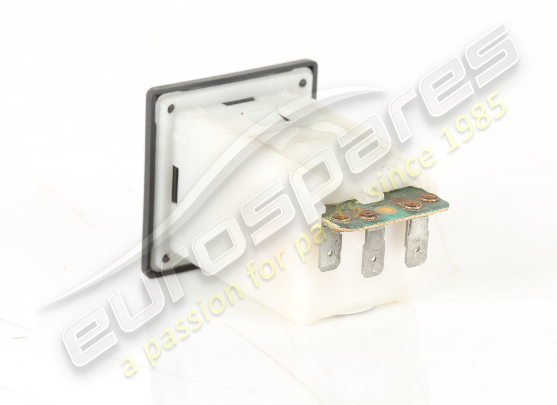 usado ferrari interruptor de apertura de la tapa del maletero. número de pieza 121596 (2)