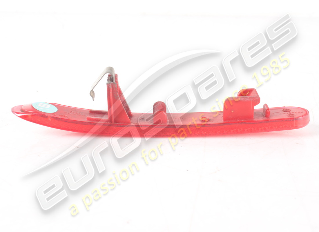 USED MASERATI RH REFLECTOR FOR REAR BUMPER. PART NUMBER 7799043 (2) used maserati rh reflector for rear bumper. part number 7799043 (2)