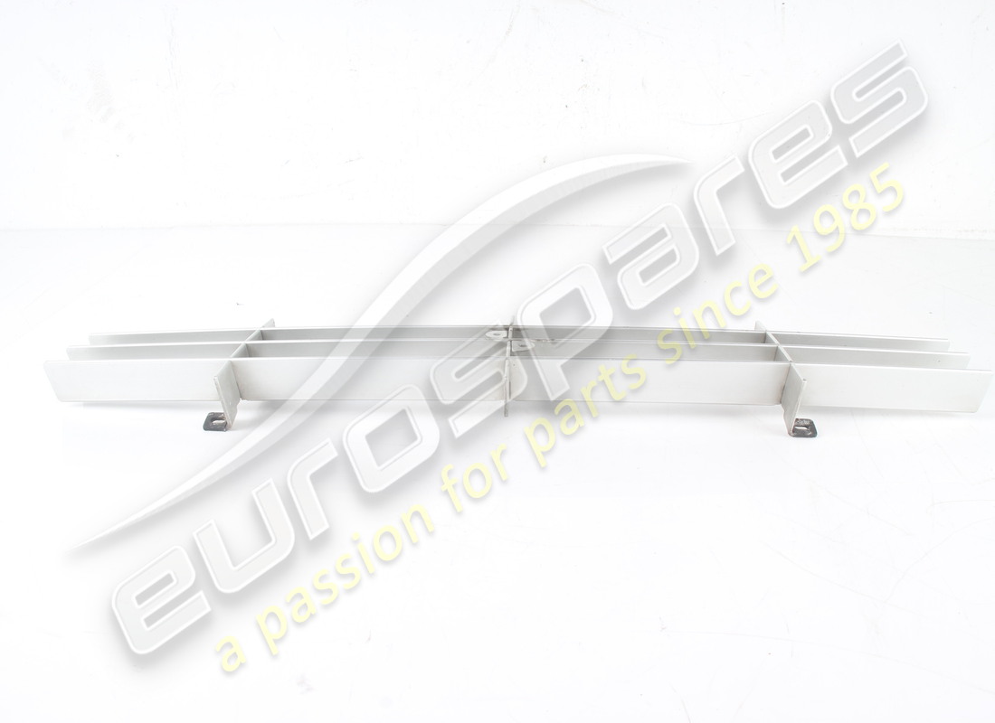 rejilla del panel inferior ferrari usada. número de parte 61736800 (3)