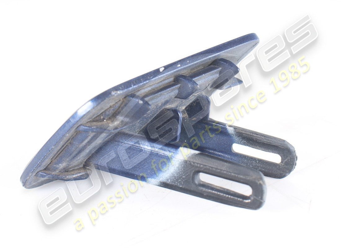 TAPA DE ARANDELA DE FARO DERECHO USADA FERRARI. NÚMERO DE PIEZA 87406810 (2) tapa de arandela de faro derecho usada ferrari. número de pieza 87406810 (2)