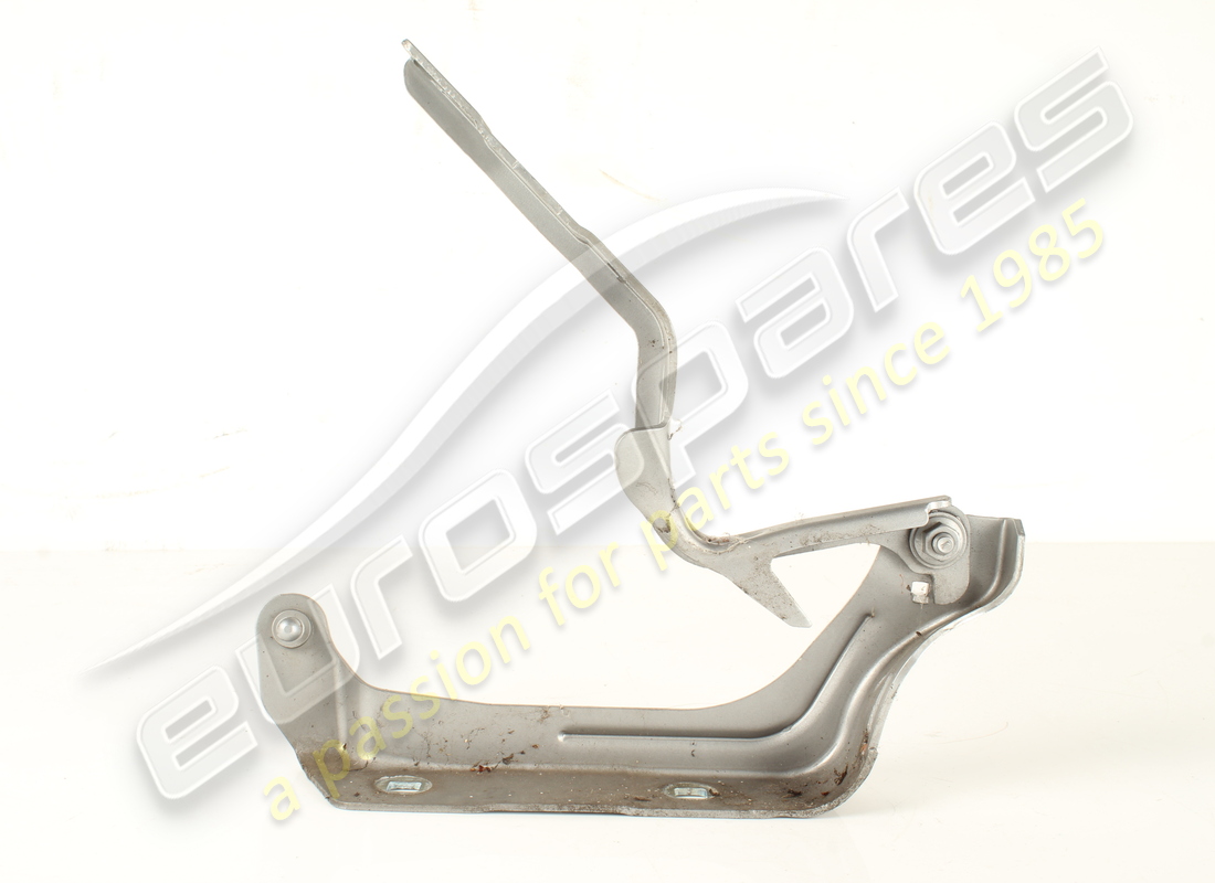 bisagra derecha de la tapa delantera maserati usada. número de pieza 670001872 (2)
