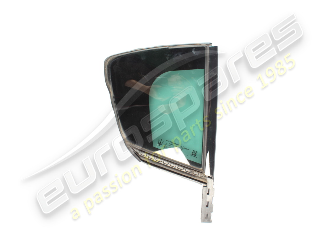 used maserati rh rear quarter window. part number 670157145 (1)