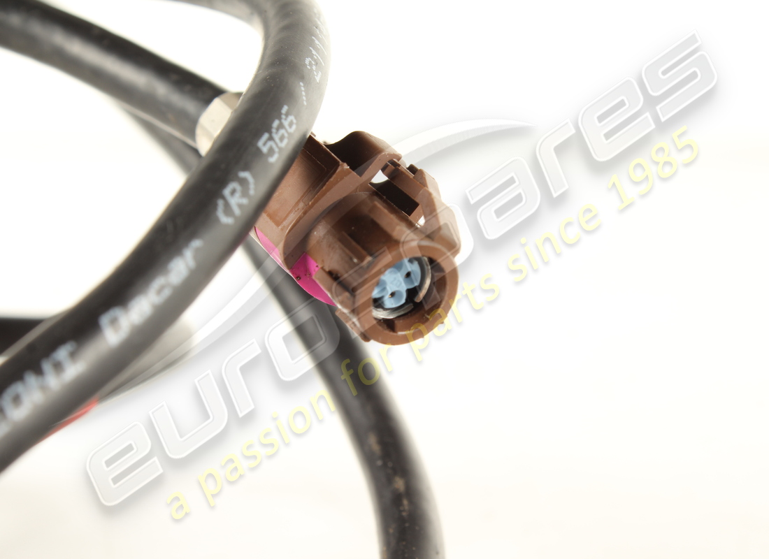 cable de enchufe usb-ndm ferrari usado. número de parte 311948 (2)