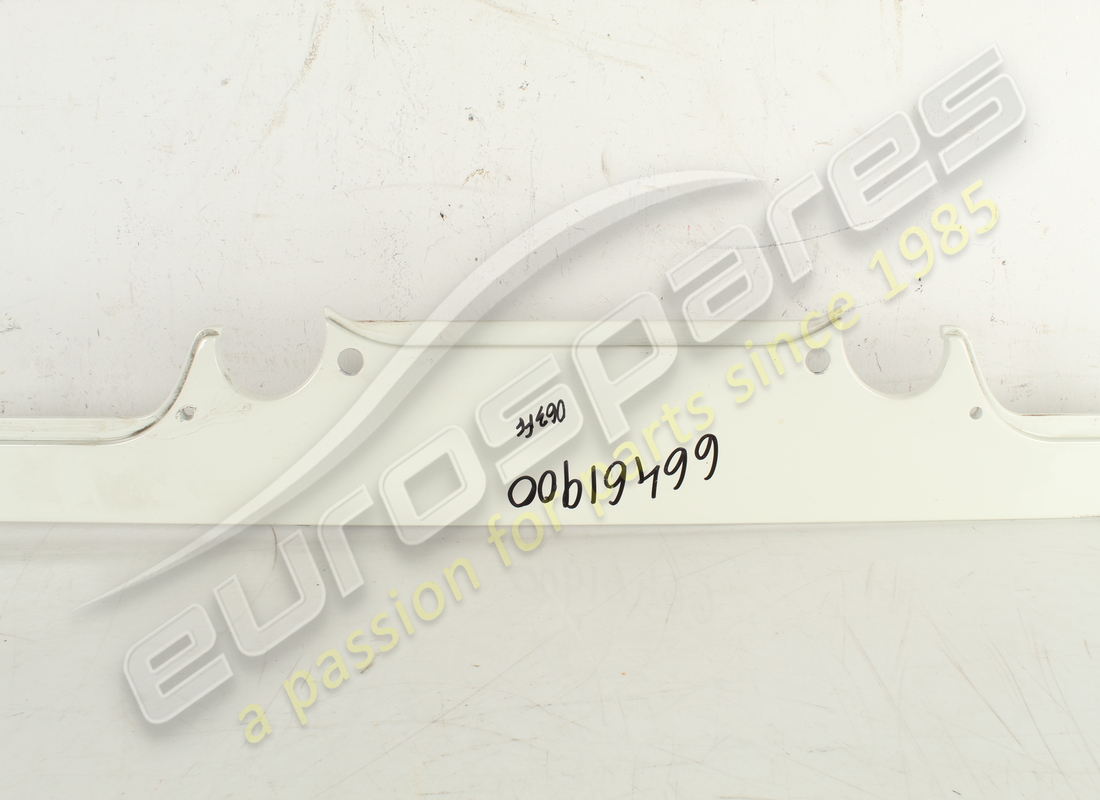 CUBIERTA DE BARRA ANTIVUELCO TRASERA USADA FERRARI. NÚMERO DE PIEZA 66461900 (5) cubierta de barra antivuelco trasera usada ferrari. número de pieza 66461900 (5)