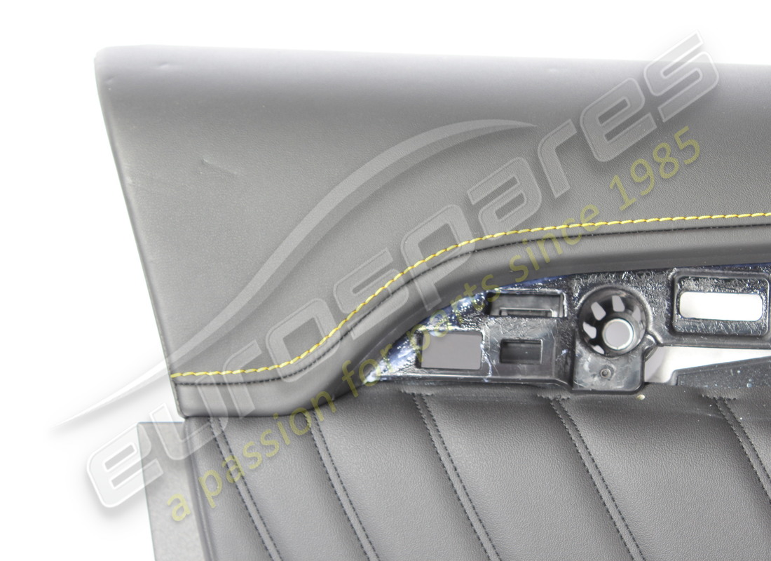 conjunto de panel de puerta delantera izquierda usado maserati. número de pieza 670225898 (2)