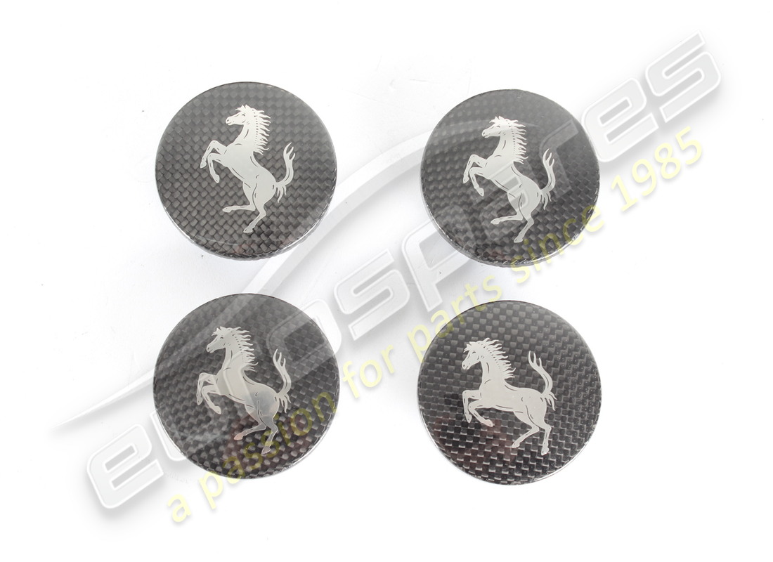 nuevas tapacubos para ruedas de carreras de fibra de carbono ferrari. número de pieza 70005609 (2)