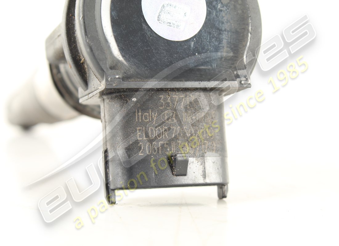 BOBINA DE ENCENDIDO FERRARI USADA. NÚMERO DE PARTE 337713 (4) bobina de encendido ferrari usada. número de parte 337713 (4)