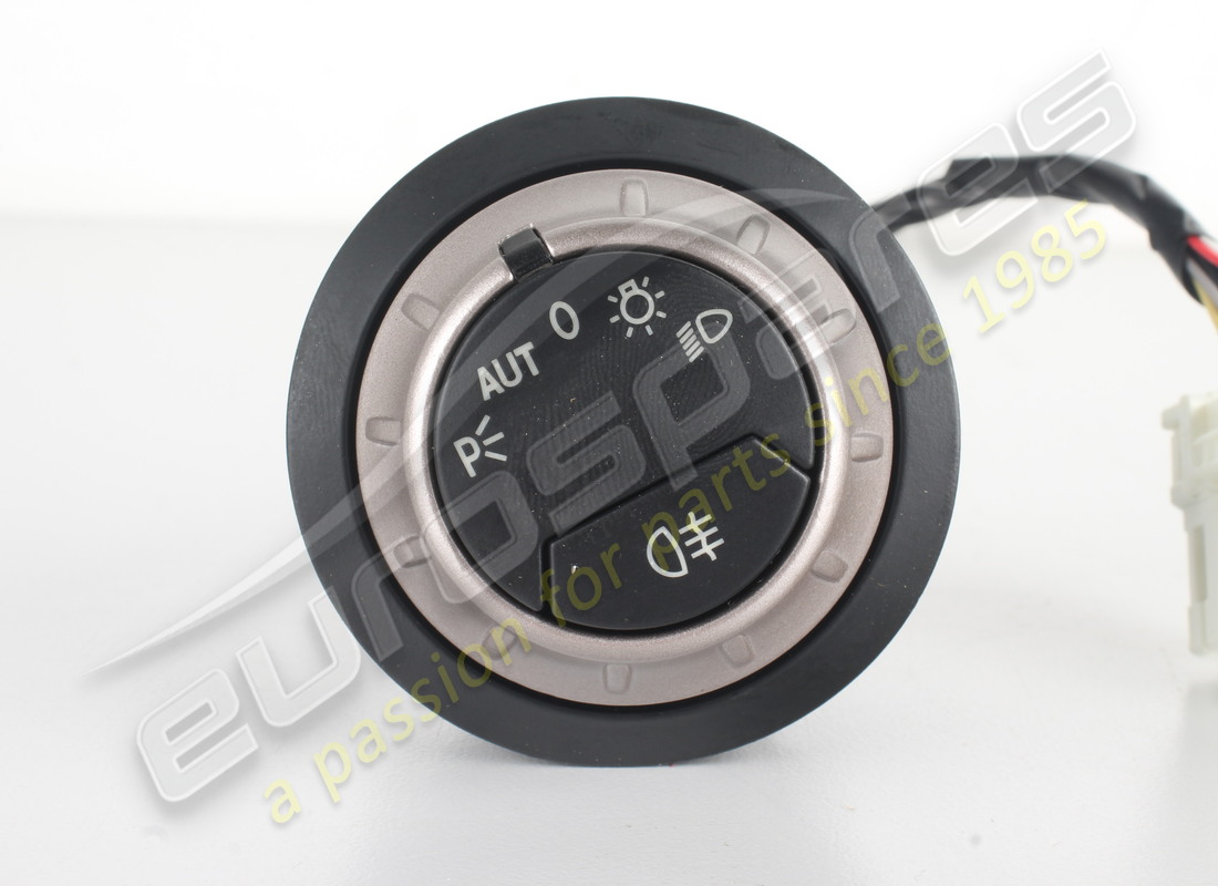 nuevo ferrari sat. com. luci- nero 110552. número de pieza 72587600 (2)