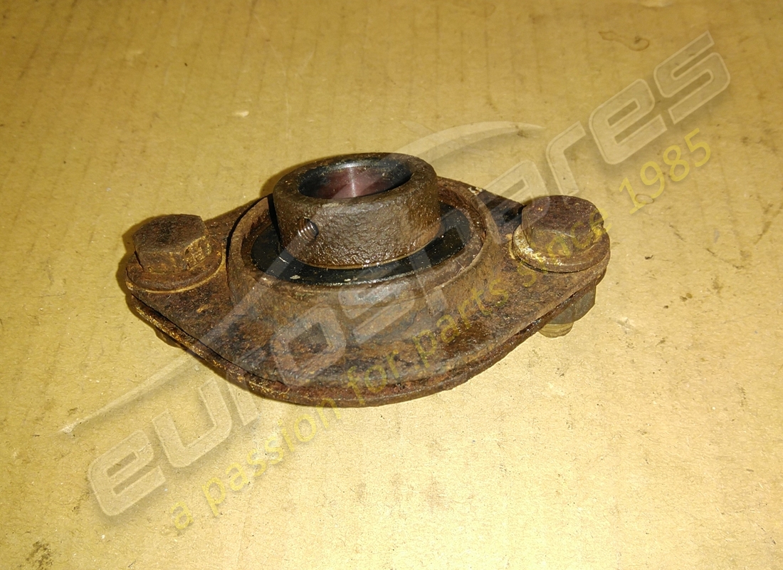 soporte ferrari usado. número de parte 63738000 (2)