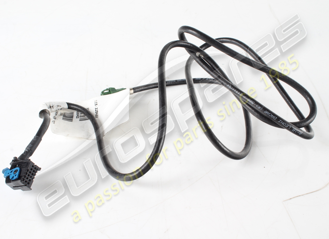 Cable divisor USB-NIT usado Ferrari. Número de pieza 320422 (1)