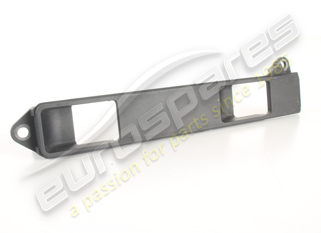 USED ASTON MARTIN BRACKET SW CNSL PANEL . PART NUMBER 4G4313D720AA (1)