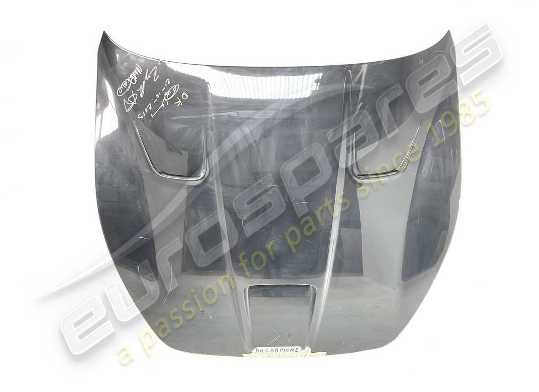 USADO Maserati CAPÓ DELANTERO DE CARBONO. NÚMERO DE PIEZA 980145491 (1)