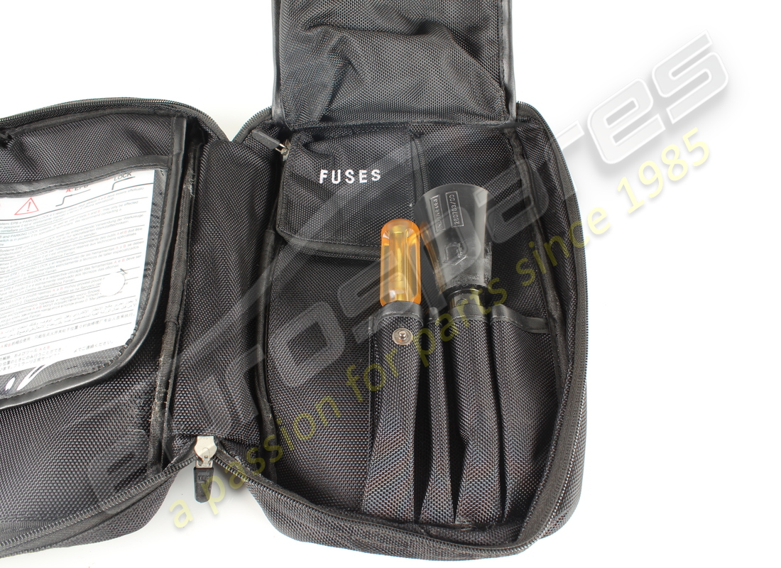 bolsa de herramientas completa de ferrari usada. número de parte 285935 (5)